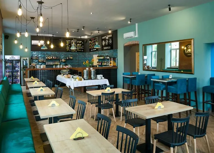 Apartahotel Happy Tower 3*