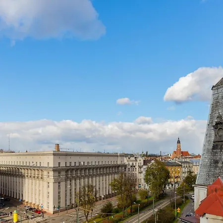 Happy Tower Apartahotel Cracovia