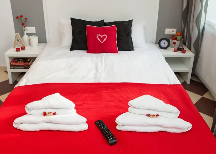 Happy Tower Aparthotel