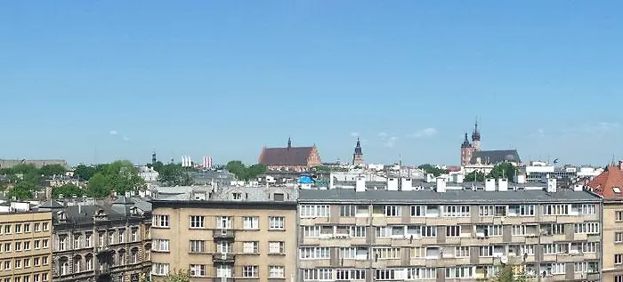 Hotel apartamentowy Happy Tower 3*