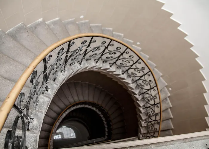 Hotel apartamentowy Happy Tower