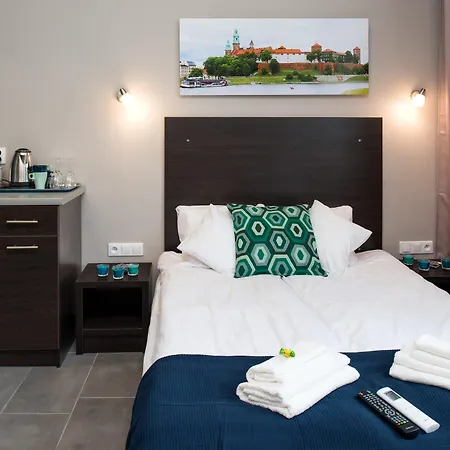 Happy Tower Aparthotel 3*