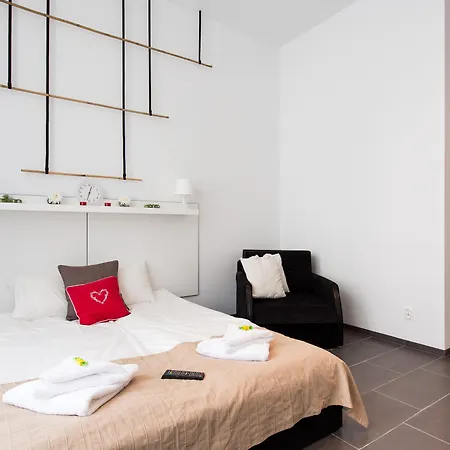 Happy Tower Aparthotel 3*
