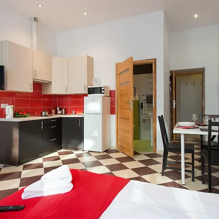 Happy Tower 아파트호텔 3*