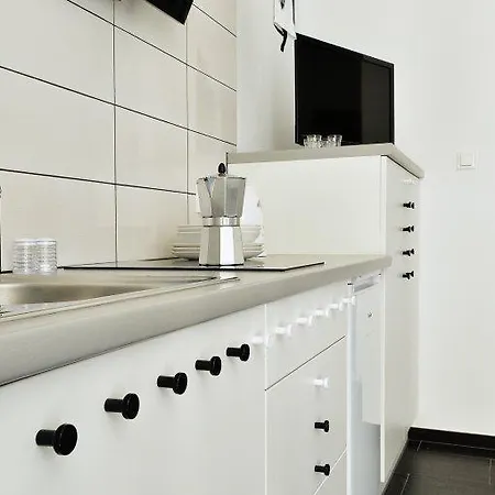 Happy Tower 아파트호텔