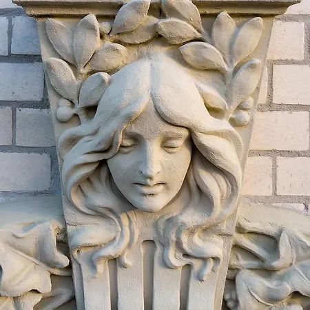 아파트호텔 Happy Tower 3*