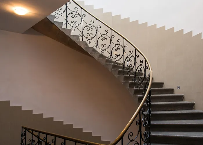 Appart hôtel Happy Tower 3*